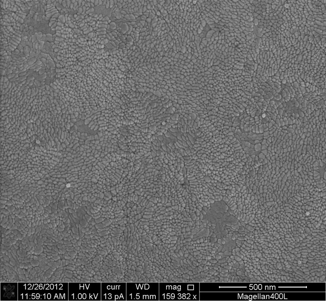 Moniteur industriel - ITO versus Silver Nanowire une surface grise avec du texte blanc